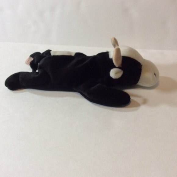 Ty Beanie Baby "Daisy" Black and White Cow Vintage, Retired 1993 - Picture 3 of 9